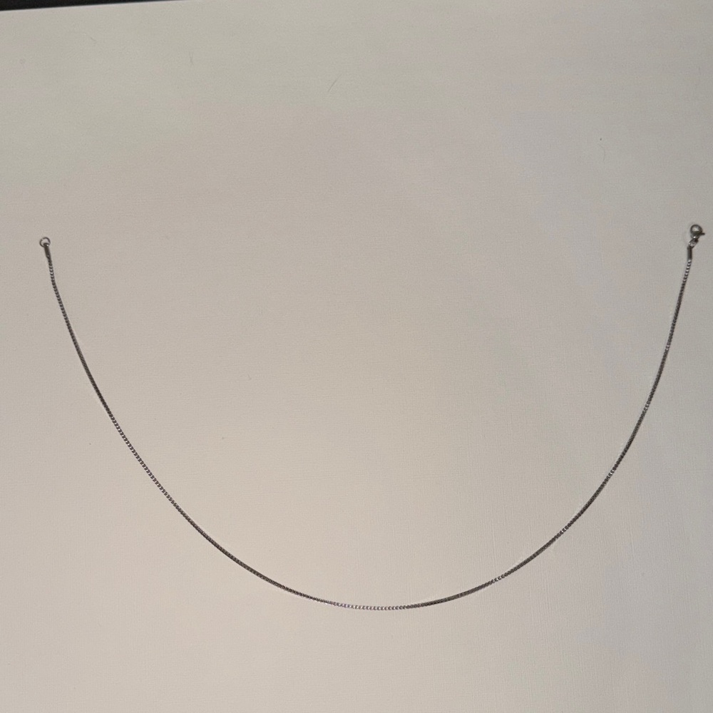 19.5” Elegant Silver Necklace
